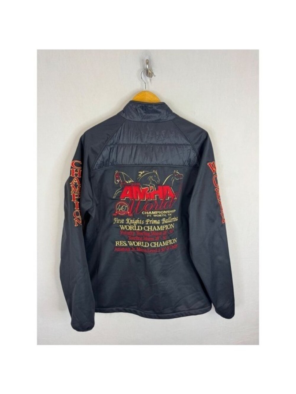 Port Authority 2018 AMHA World Championship Horse Hybrid Jacket XL Black Wayne